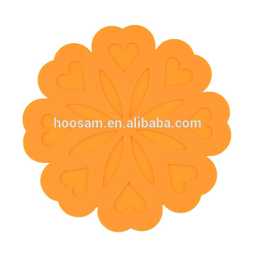 Customized Anti-heat Mat, Flower Shape, Soft Rubber Coaster