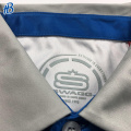 خطوط زرقاء سوداء رمادية شعار مخصص القمصان البولو