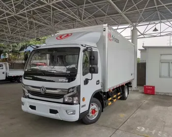 Dongfeng Cargo Refrigerated Cold Room Van Truck