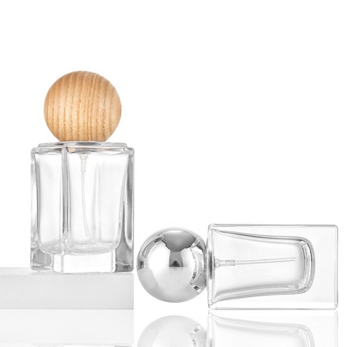 Glass spray perfume bottle