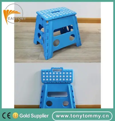 The lightweight foldable step stool