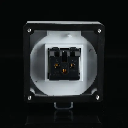 IP66 Waterproof Outdoor Concealed Five-hole Socket