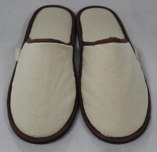 Luxury new design comfortable slippers
