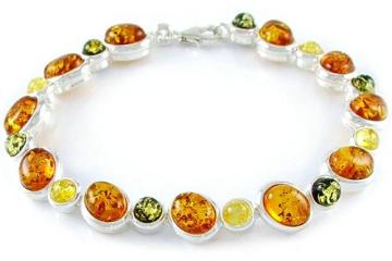 Alluring women's sterling silver bracelet with diamond decorated