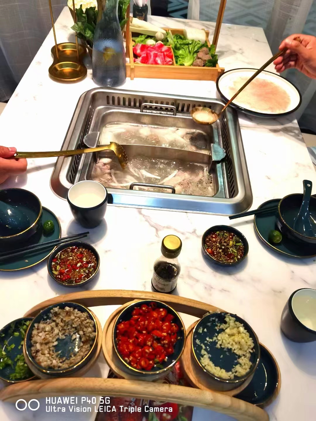 Real scene of hot pot in the restaurant Real scene of hot pot in the restaurant