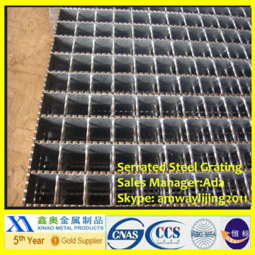 China Manufacture Galvanized serrated Steel grating shelf