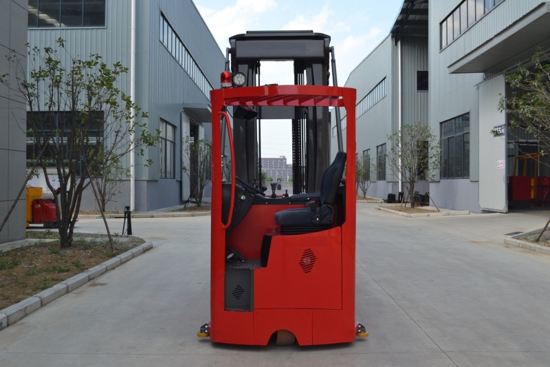 1.0 Ton to 1.5 Ton Narrow Aisle 3-Way VNA Electric Pallet Stacker Forklift for Heights Up to 9 Meters