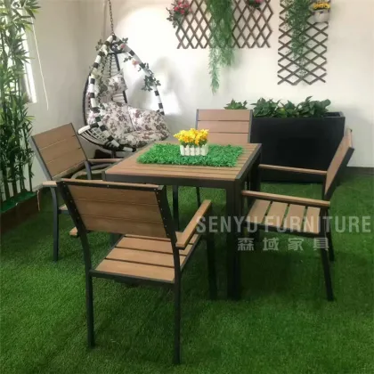 Plastic Wood Square Dining Table for Outdoor Furniture