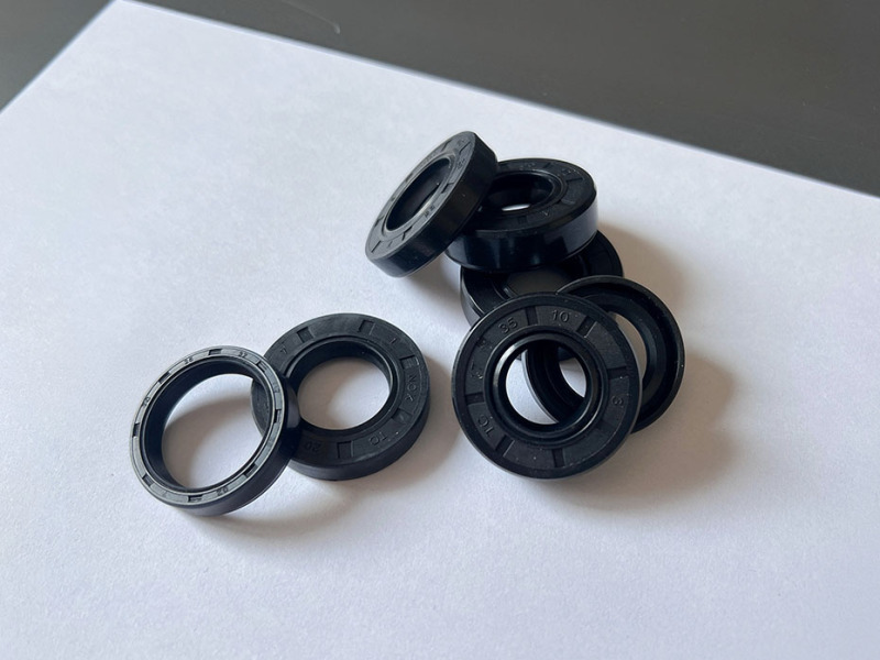 Nitrile rubber skeleton oil seal
