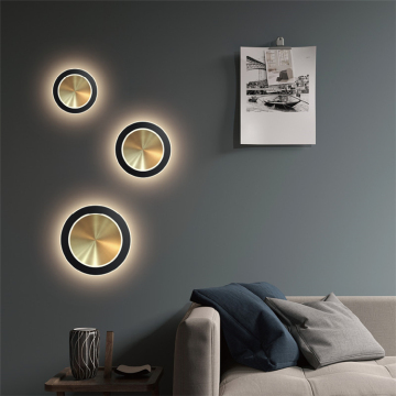 Apponce murale moderne en laiton de style Sunburst mené