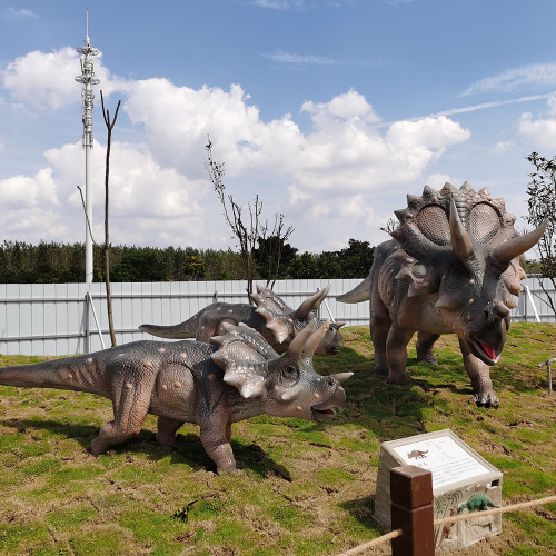 Animatronic Triceratops Jurassic Park