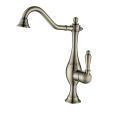 Brass European Style 360 ​​graus Turning Basin Faucet