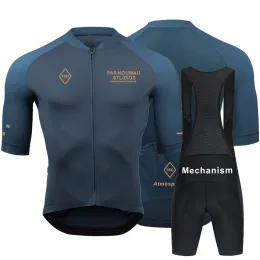 Professional Cycling Kit for Lightweight Sports Performance