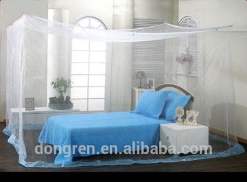 100% Polyester Rechteckiges Insektizid Behandeltes Quadrat Moskitonetz mit Spitze