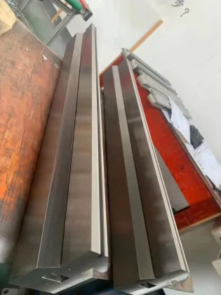 High Quality Custom Wholesale Amada Press Brake Die Tooling