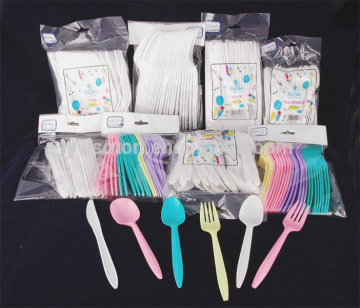 2015 customized plastic spoon