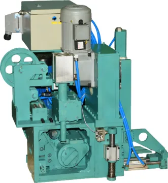 Buckle type steel belt strapping machine head