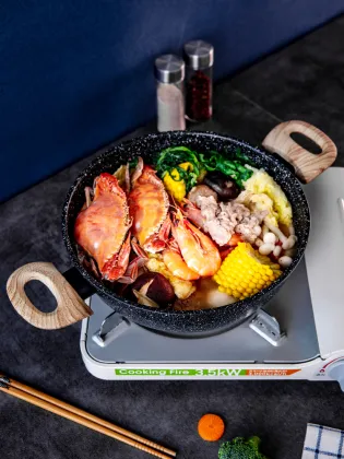 household Table pot soup pot