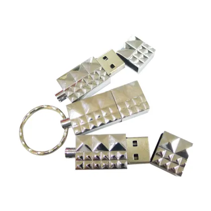 Waterproof Metal 32GB USB Flash Drives Key Chain