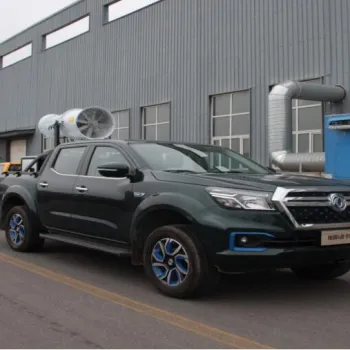 chinese dongfeng pickup rich 6 with epidemic prerention pickup truck 4wd