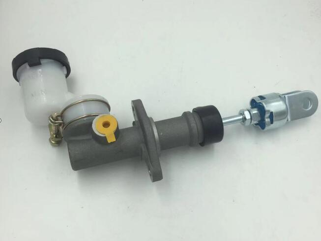 MB555391 Mitsubishi Clutch Master Cylinder