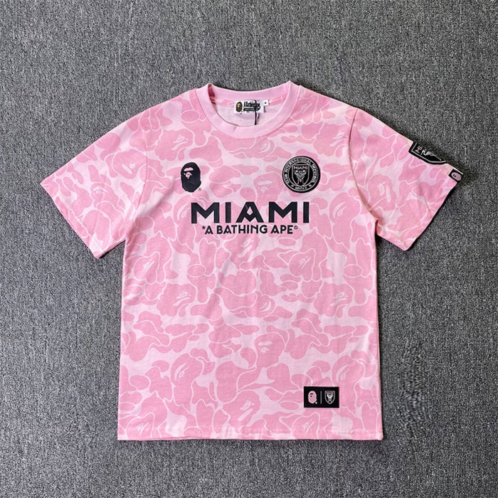 Roupas esportivas voltadas para o desempenho para estagiários dedicados