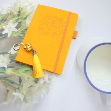 Customizable A5 PU Leather Notebook with Lined Pages and Pen