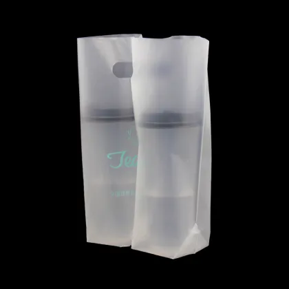 Double cups drink milk tea bag