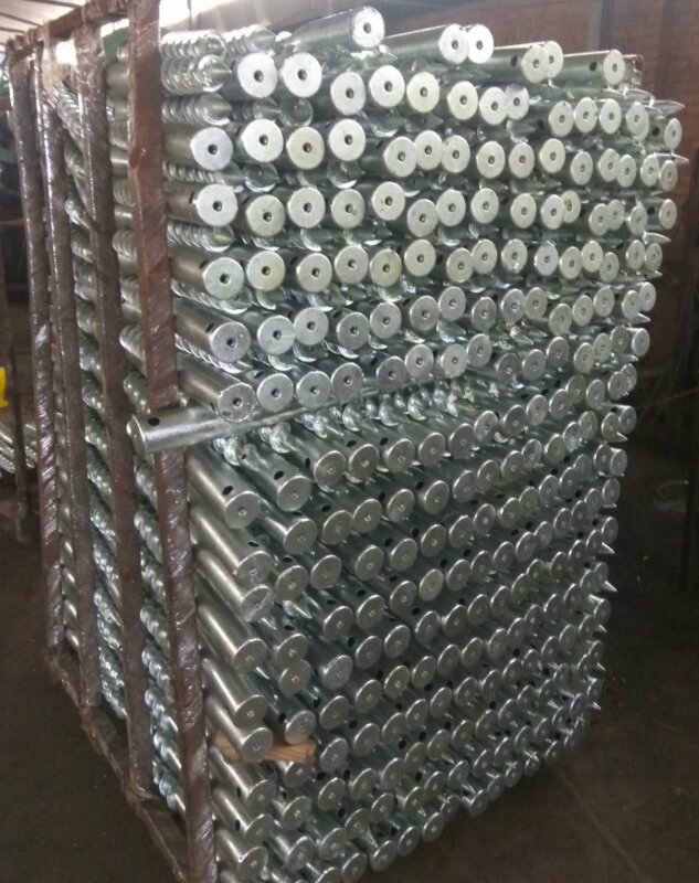 tas de vis de sol ground screw pile