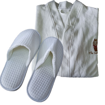 long hotel spa waffle robe & slipper set