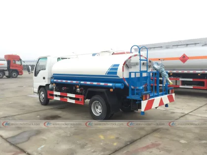 HOT Brand New ISUZU 4000litres water spraying truck