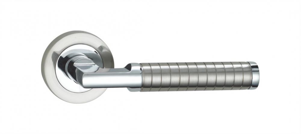 Aluminum door handle on zinc rosette with lock