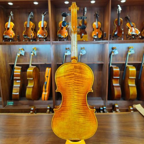 Good price for European material professional violin