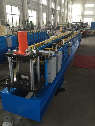 Storage rack beam machine