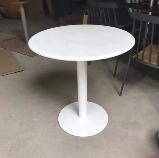 Outdoor Rattan Cafe Table for Commercial French Bistro Dining