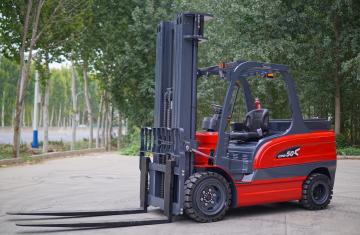 High-Quality HUAYA Outlet Electric Forklifts - 1.6 Ton to 3 Ton with Lithium Battery and AC Motor
