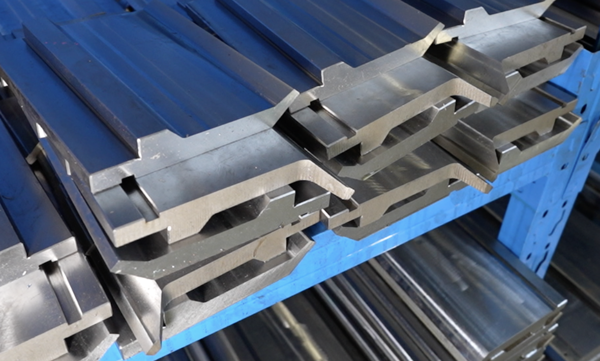 Bending machine mold