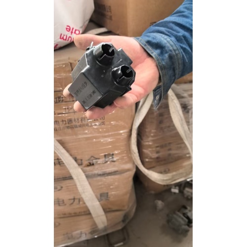 Trafo Merkezi Ekipmanları için Özel Şekilli Paralel Yivli Kelepçe