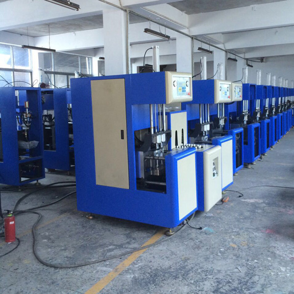 Semi automatic blowing machine