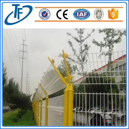 Beautiful yellow peach shaped post panel fencetiful