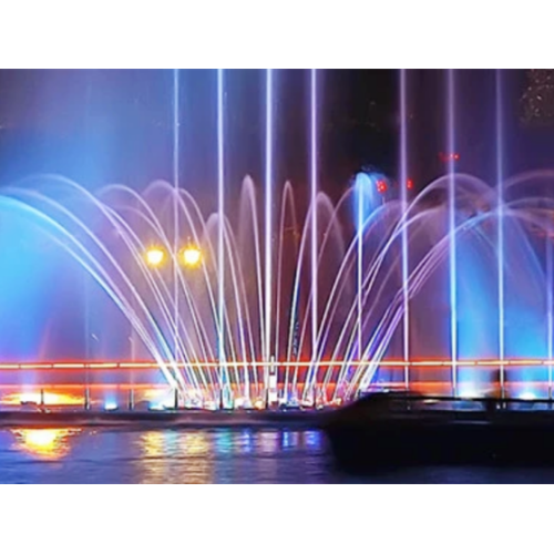 Фонт-Фонтинги оби мусиқӣ бо сопло-тӯби Пойпок