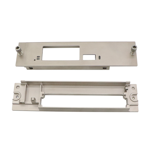 Литые передние панели для систем управления и электронных систем