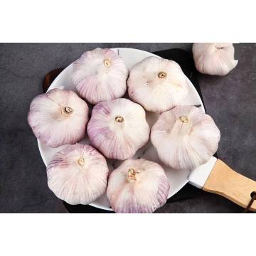 বাড়িতে রান্নার জন্য জৈব শুকনো রসুন