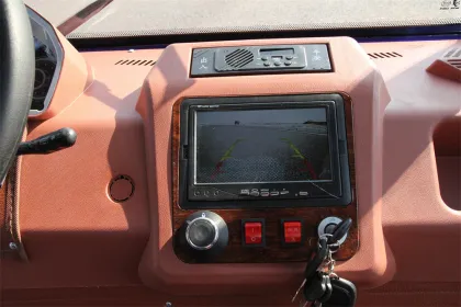 Electric three-wheeled moped transporter