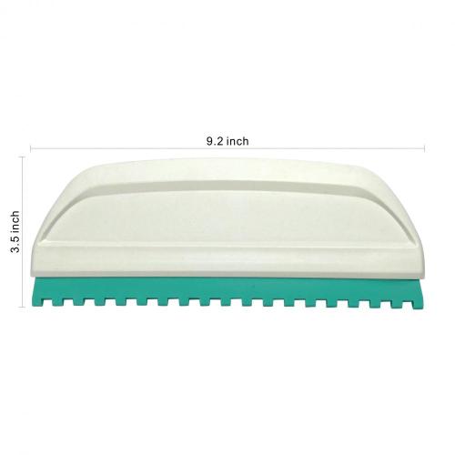 Plastic scraper with teeth for interior walls