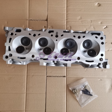 New 4ZD1 Engine Complete Cylinder Head for Isuzu Trooper/Campo/Amigo/Pickup/Impulse/Aska