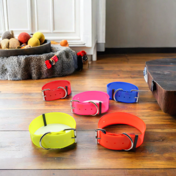 Wholesale Large Custom Size Eco-Friendly Waterproof TPU Nylon Pet Dog Collar with LED Lights