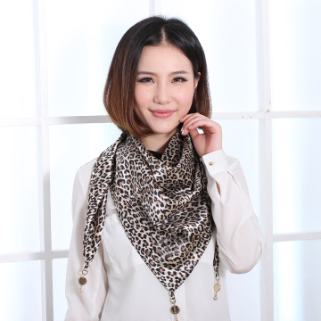 Poly Printed Triangle Scarf (12-BR280320-1.4)