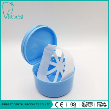 Scatola di plastica colorata denti semicerchio con cesto
