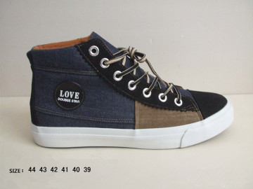 Men Vulcanized Canvas Shoes